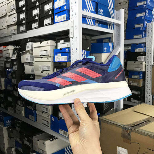 Adidas女子跑鞋竞速轻盈