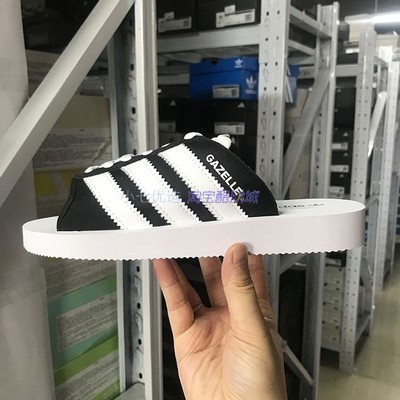 Adidas男女运动拖鞋休闲鞋
