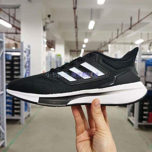 Adidas男女运动鞋跑步鞋