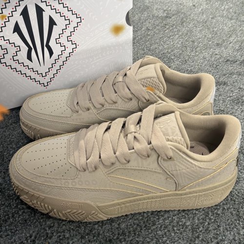 安踏欧文系列Hélà CODE低帮篮球板鞋新款时尚休闲潮流112541801