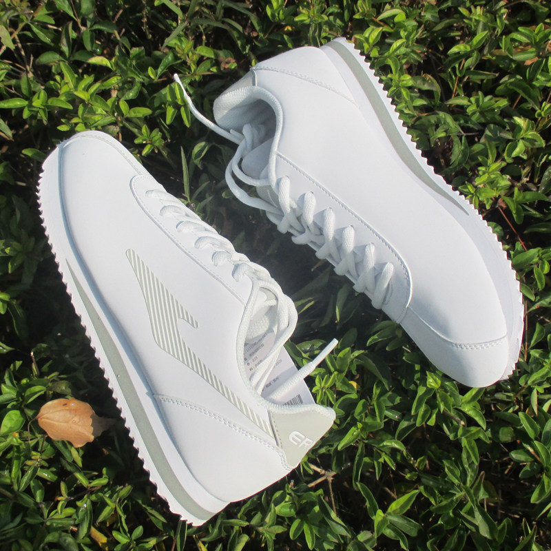 鸿星尔克阿甘鞋皮面男女鞋正品秋季新款休闲运动鞋12120302136