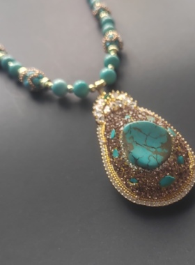 原创设计菱镁矿绿松石原石项链毛衣链高级感显白百搭轻奢小众设计