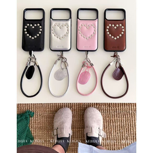 ins韩国高级皮质爱心铆钉挂绳防摔适用于苹果17promax15 16手机壳