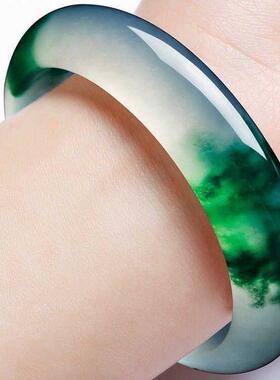 高级感小众玉石手镯巴白色玉手镯女玉手镯飘花翠绿石英岩玉