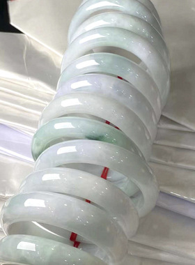 缅甸天然货翡翠 玉手镯冰糯种翡翠冰糯手镯