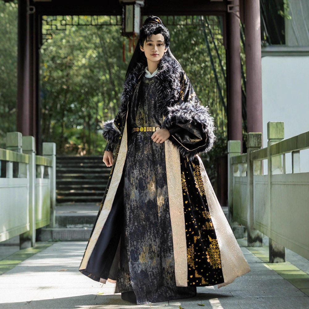 原创汉服裘衣男女同款大氅汉服加绒半袖外套披袄毛领秋冬明制披风_虎窝淘