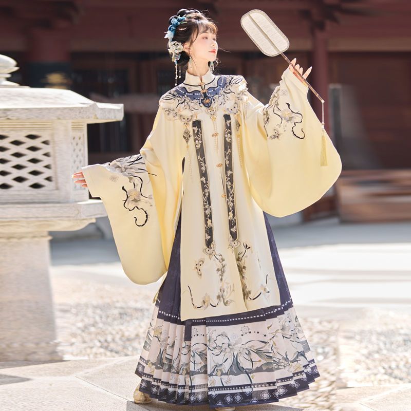新款汉服明制立领长衫重工刺绣云肩马面裙日常秋冬套装