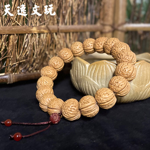 苹果圆脑纹桃核天然18颗莲花手持