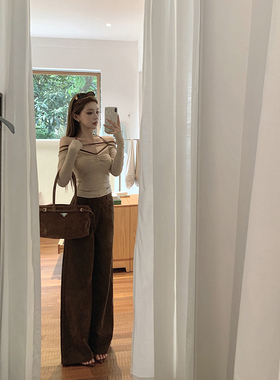 现货【黑巧布朗尼】—Cookies“甜氧主旋律”系带上衣&黑巧牛仔裤