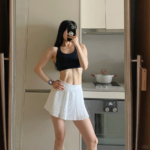 高腰显瘦百搭运动风琴褶短裙