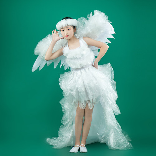 环保服装儿童时装秀女diy拖尾