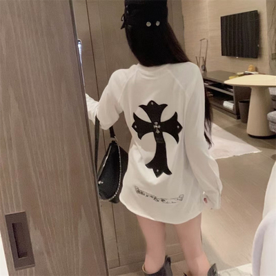 十字架皮标梵文刺绣长袖T恤女秋季新款韩版宽松慵懒休闲显瘦上衣
