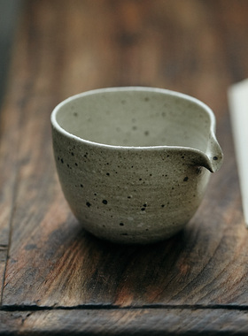 玩物志粗陶公道杯日式分茶器 手工捏制鹰嘴公杯 挂耳咖啡分享杯