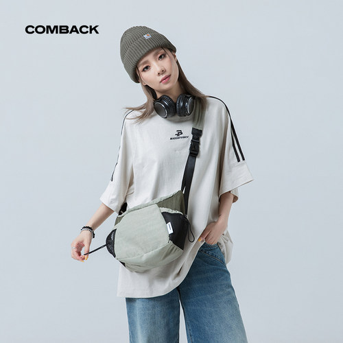COMBACK新款邮差包休闲