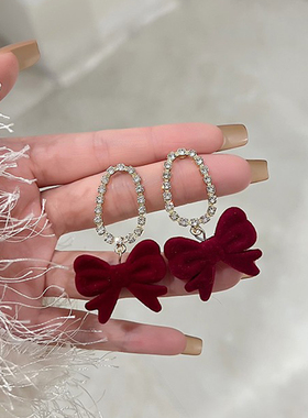 丝绒红色蝴蝶结耳钉秋冬新年款小众设计感气质耳环甜美高级感耳夹