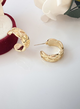 S925银针冷淡风金属圆圈耳环韩国C型菱形耳钉新款潮小众感女耳夹