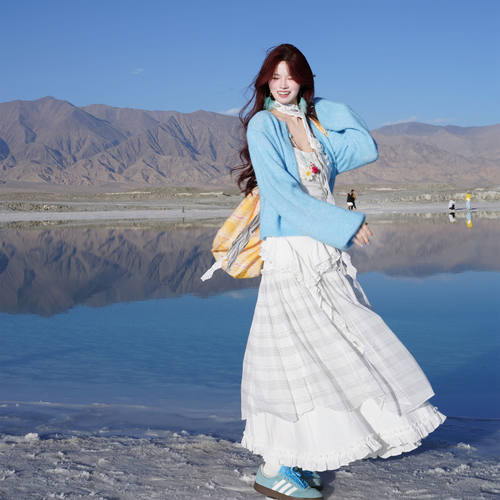 少女感白色格子半身裙