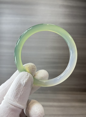 天然玛瑙玉髓手镯果绿半山水带冰透手镯汉服旗袍配饰生日礼物送