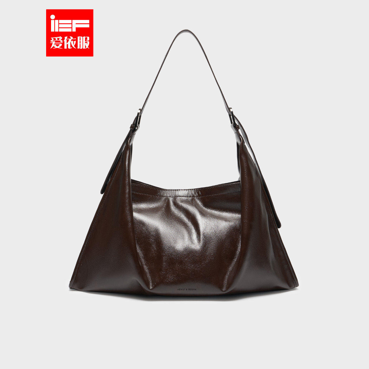 IEF/爱依服单肩包2025新款美式简约休闲辣妹大容量通勤百搭软包,箱包皮具/热销女包/男包,单肩包,淘宝优惠券,粉丝福利购,淘宝优惠卷