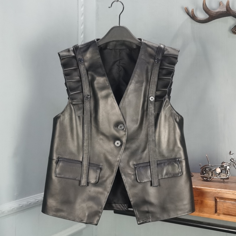 欧品唯格两粒扣通勤短款V领马甲