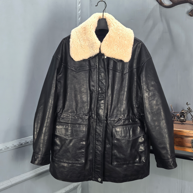 2025冬季新款真皮羽绒服女牛皮油蜡中长款羊羔毛领鹅绒外套