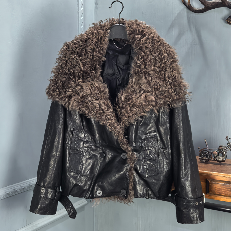 网红同款海宁2025冬季新款羽绒服女牛皮油蜡短款小个子高级感外套