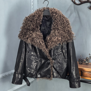 网红同款海宁2026冬季新款羽绒服女牛皮油蜡短款小个子高级感外套