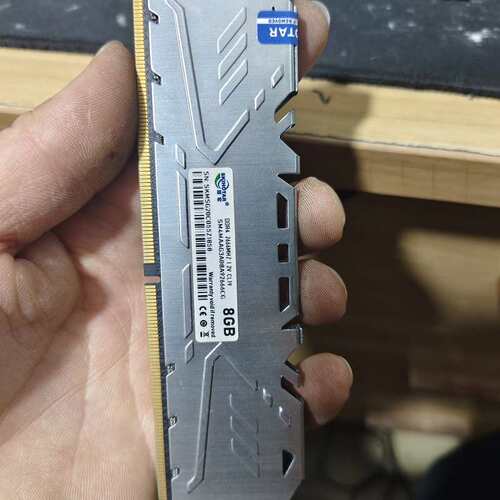 议价技宏SKIHOTAR DDR4 8GB 2666MHz内存，（维修）