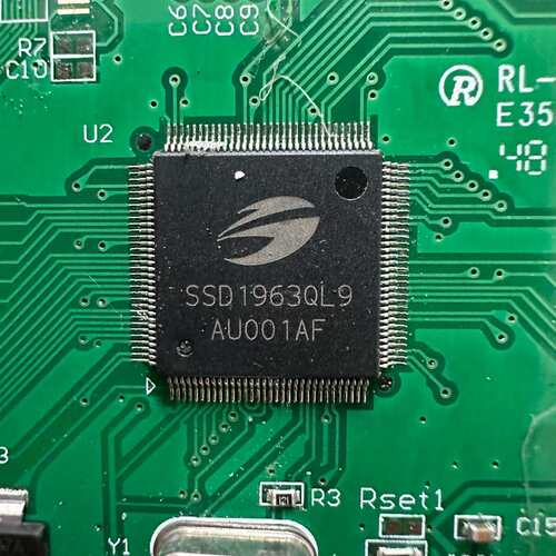 议价SSD1963QL9芯片，拆机带板，型号AU001AF，成色(维修)