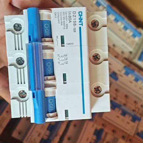 议价全新拆机正泰DZ158-125ln80A空气开关3p大安数(维修)