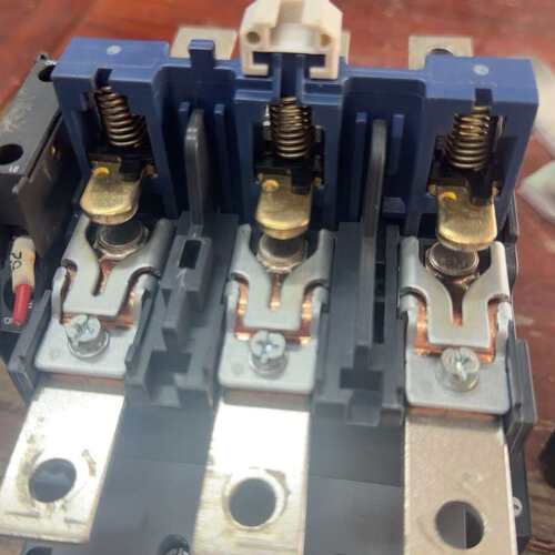 议价施耐德LC1E160.N接触器，160A，380V，拆机件，（维修）