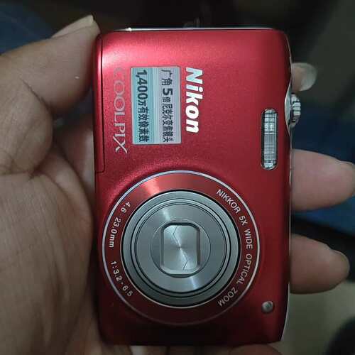 议价尼康COOLPIX S3100红色，功能正常，屏幕显示正常，（维修）