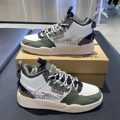 鸿星尔克系带男鞋板鞋