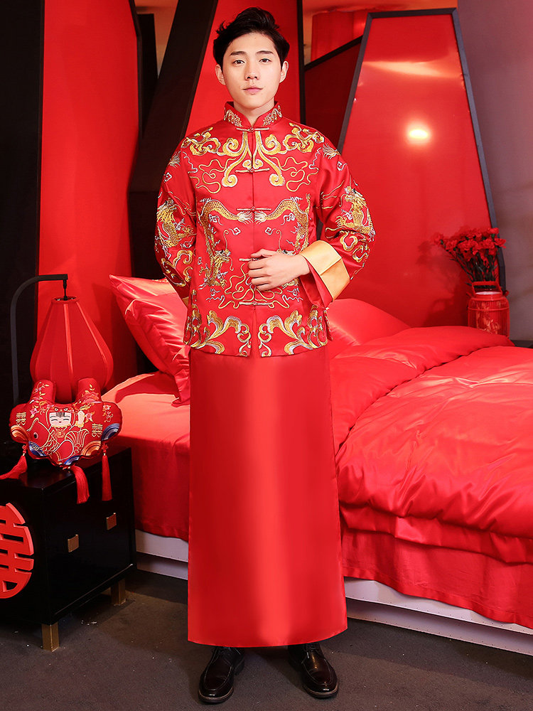 2021 new autumn and winter Xiuhe clothing male Tang dress Chinese groom wedding dress Male toast dress Tang dress dragon and phoenix hanging