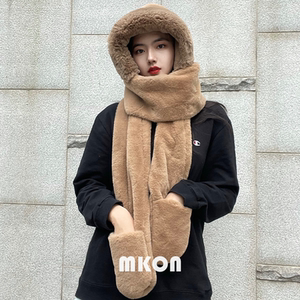 小熊帽围巾手套一体女冬2022款可爱加厚保暖毛绒连体帽三件套围脖