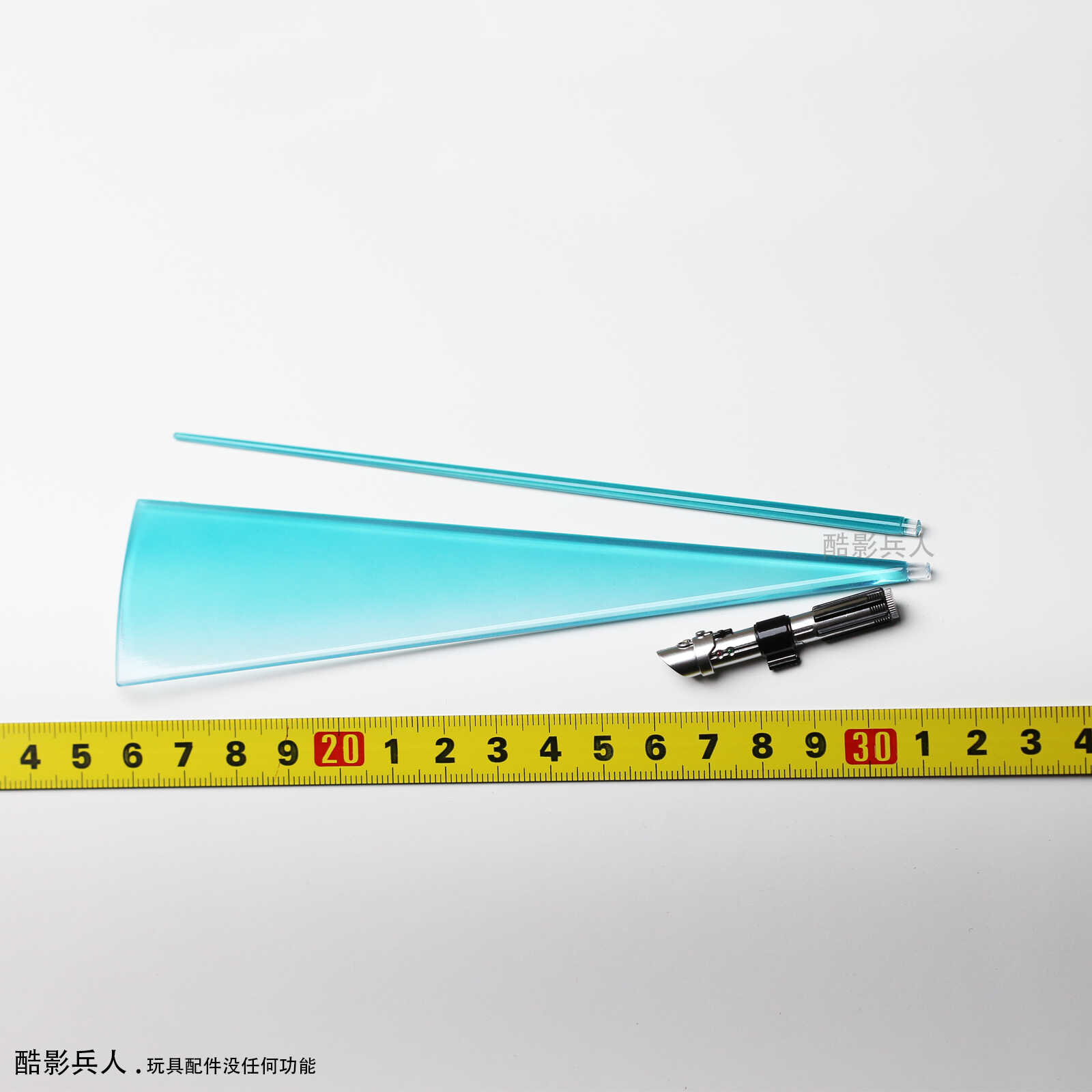 HotToys HT MMS677 星球大战前传2 学徒安纳金 光剑 配件1/6 模型