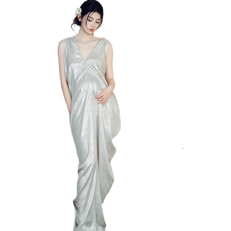 影楼孕妇主题服装新款复古中式压皱连衣裙冷淡高级艺术拍照摄影服