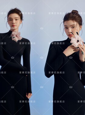 2026新款照相馆韩式复古情绪肖像高级感写真服装简约风艺术照摄影