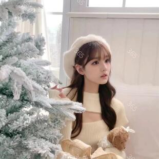 新款圣诞白色毛衣写真主题雪景冬季女孩小清新私房艺术照摄影服装
