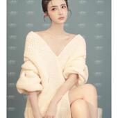 奶油风主题肖像写真服室内慵懒居家氛围感纯欲少女艺术照拍摄服影