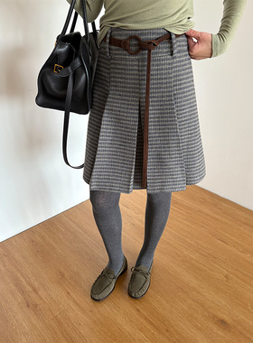 衣夫 高腰百褶半身裙女2025秋冬新款A字撞色皮带毛呢半身裙子5588