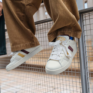 「面包鞋 Adidas 运动滑板鞋 男女经典 」IH3278 阿迪达斯正品