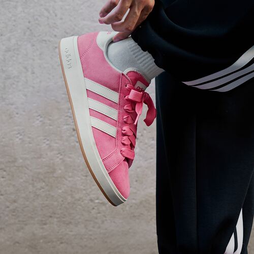 Adidas/阿迪达斯正品男女同款「面包鞋」运动休闲鞋板鞋KK4651