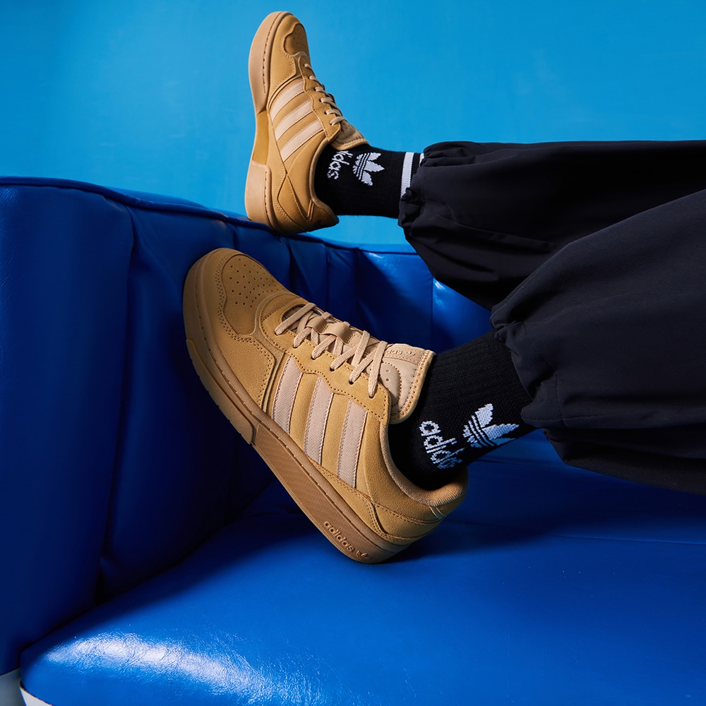 Adidas阿迪达斯三叶草休闲鞋男女透气低帮复古板鞋运动鞋ID6070