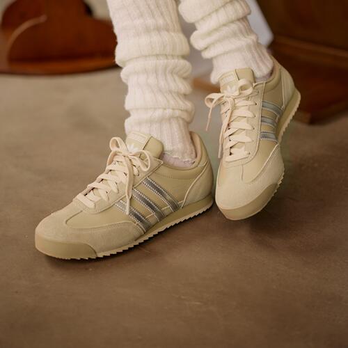 Adidas/阿迪达斯正品三叶草男女低帮轻便运动系带休闲鞋KI8877