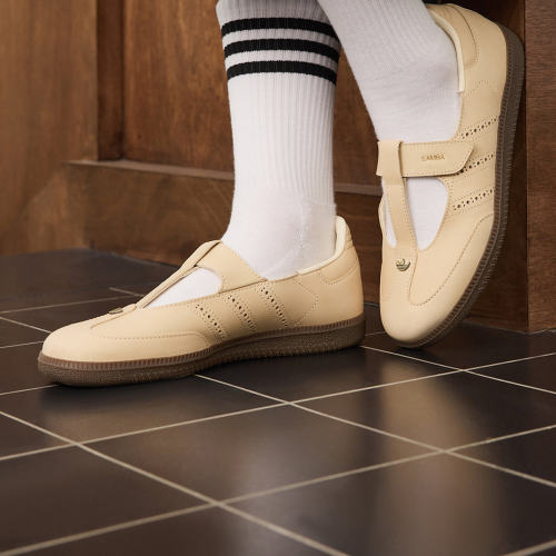 Adidas/阿迪达斯三叶草女子玛丽珍运动休闲鞋KJ3969 HP7130