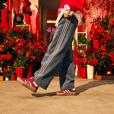 Adidas/阿迪达斯正品宋雨琦同款牛仔阔腿运动直筒裤JN0726