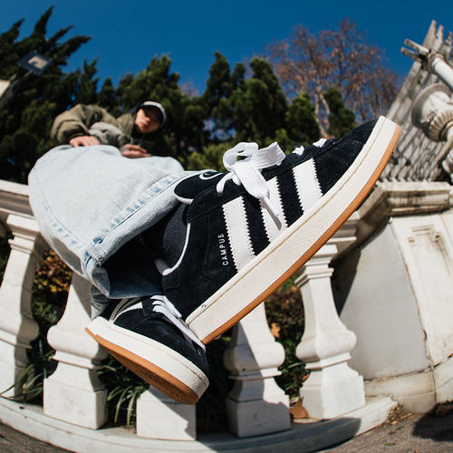 Adidas/阿迪达斯 Campus 00s 男女同款经典运动滑板面包鞋 HQ8708