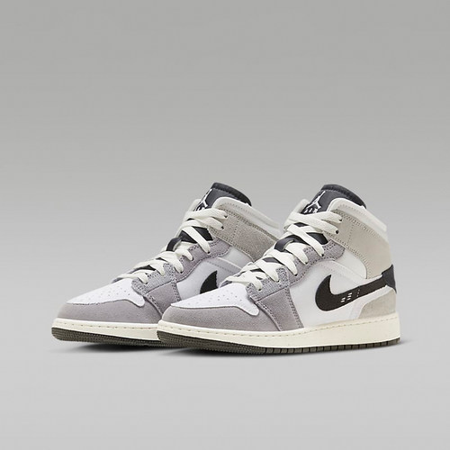 NIKE耐克正品女子大童时尚舒适低帮运动休闲板鞋FD9091-002