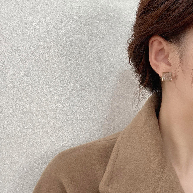 S 바늘 프렌치 드립 유약 물결 모양의 사각형 귀걸이 심플한 고급 귀걸이 여성 기질 인터넷 연예인 작은 귀걸이